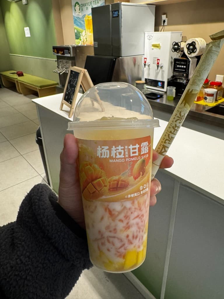 Chayue Tea mango pomelo sago drink
